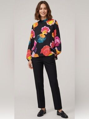 Aritzia Babaton Floral Flowy Blouse L Mock Neck Ballon Sleeves Button Hi Low Hem